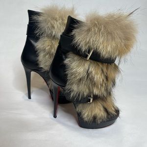 CHRISTIAN LOUBOUTIN Toundra 140 brown fur buckle platform ankle boots